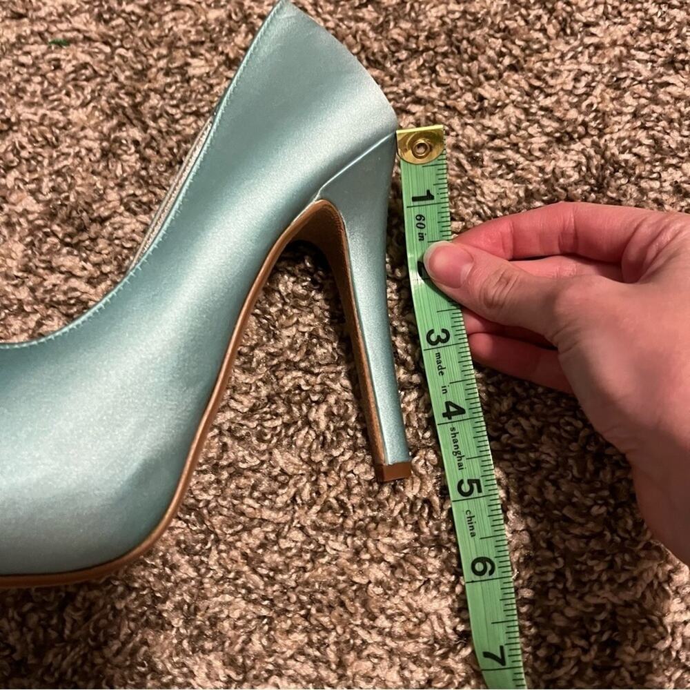 Liz Rene Couture pumps - Picture 10 of 11